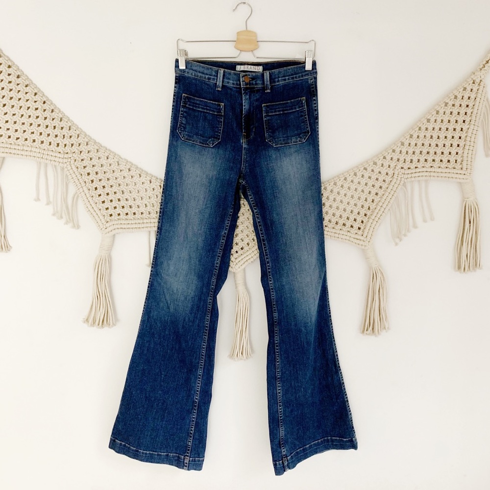 J Brand Bette Flare Jeans in Wonderama